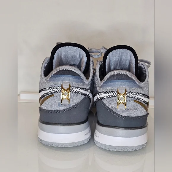 Nike LeBron NXXT Gen Men's Basketball Shoes Size 8 - Picture 5 of 7